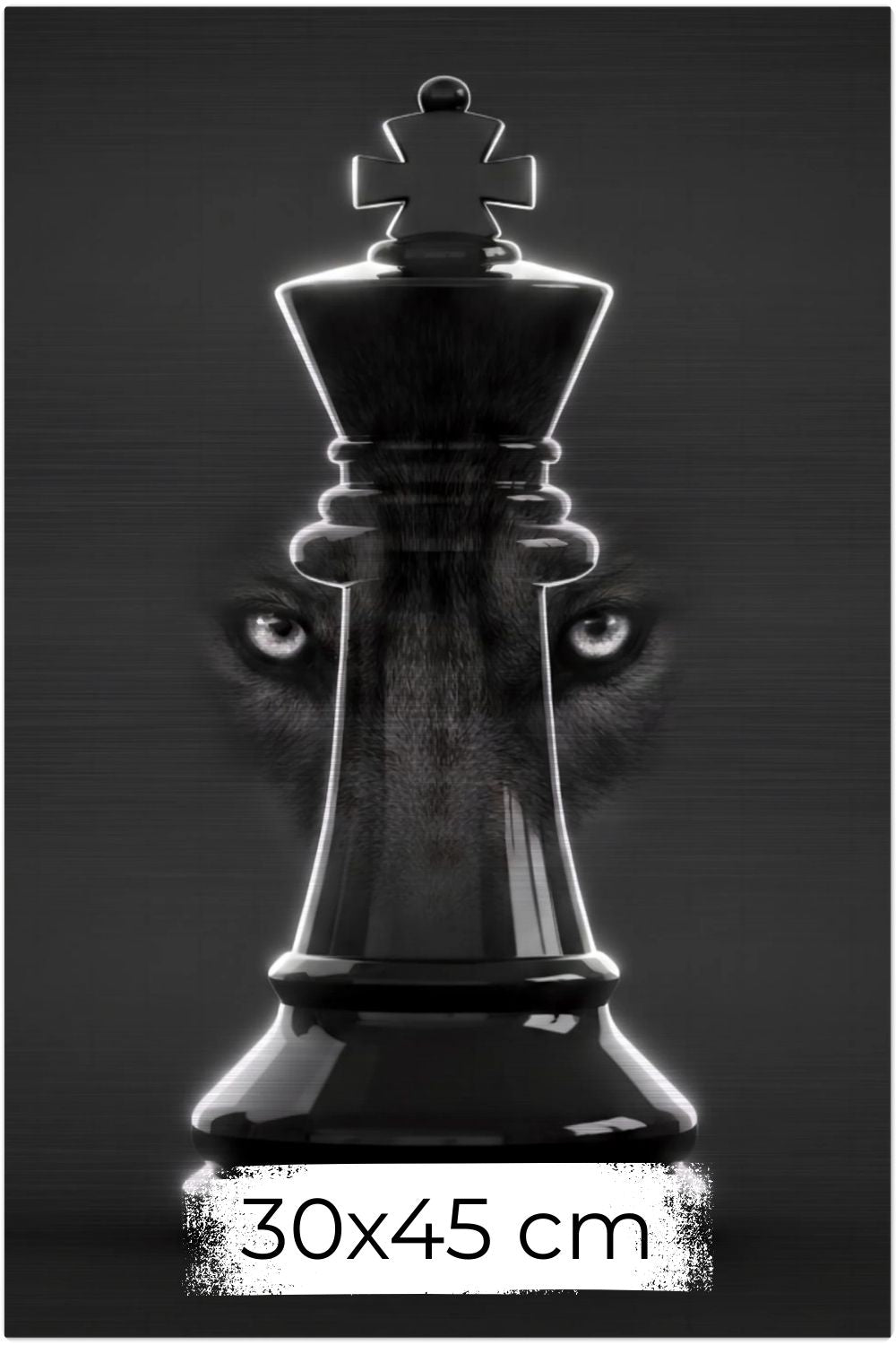 Setzen Sie ein Zeichen für Führung & Strategie. "Alpha Strategy" vereint die Eleganz des Schachs mit der Kraft des Wolfes. Brushed 30x45 cm