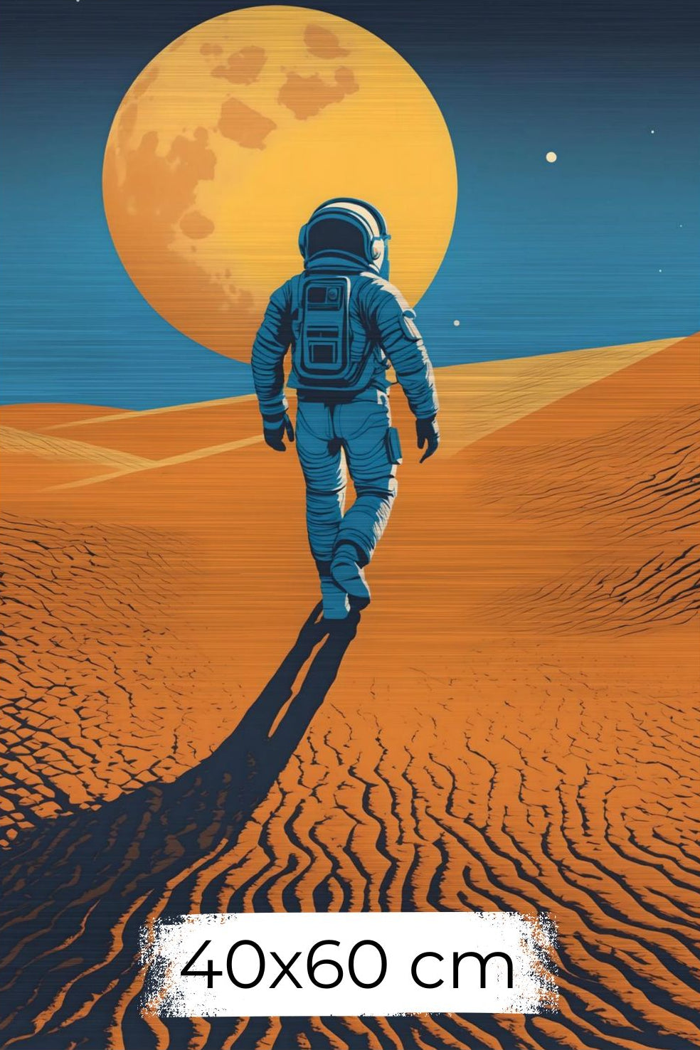 Minimalistisches Wandbild eines Astronauten, der in einer Wüste auf einen riesigen orangefarbenen Planeten zugeht. Brushed 40x60 cm
