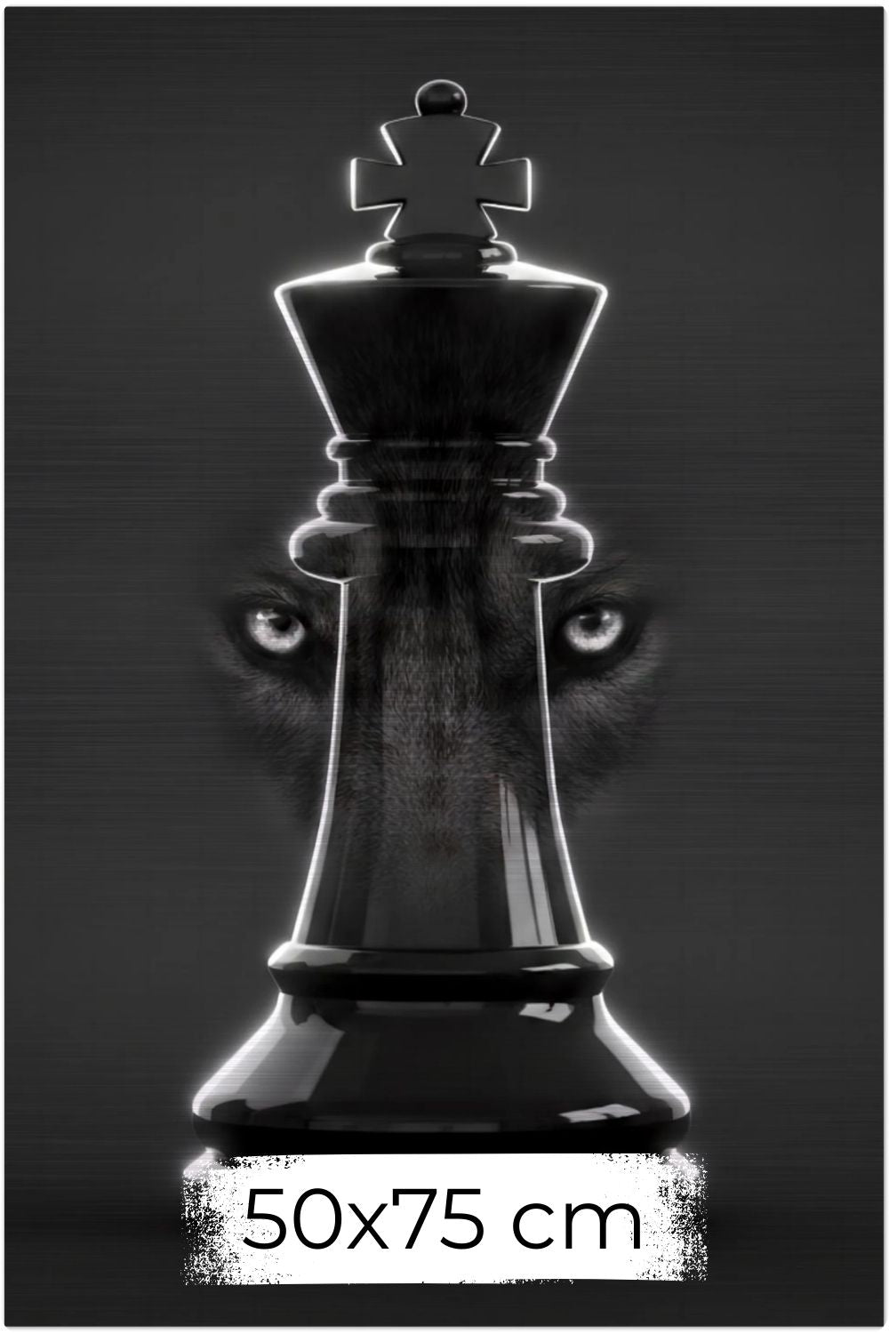 Setzen Sie ein Zeichen für Führung & Strategie. "Alpha Strategy" vereint die Eleganz des Schachs mit der Kraft des Wolfes. Brushed 50x75 cm