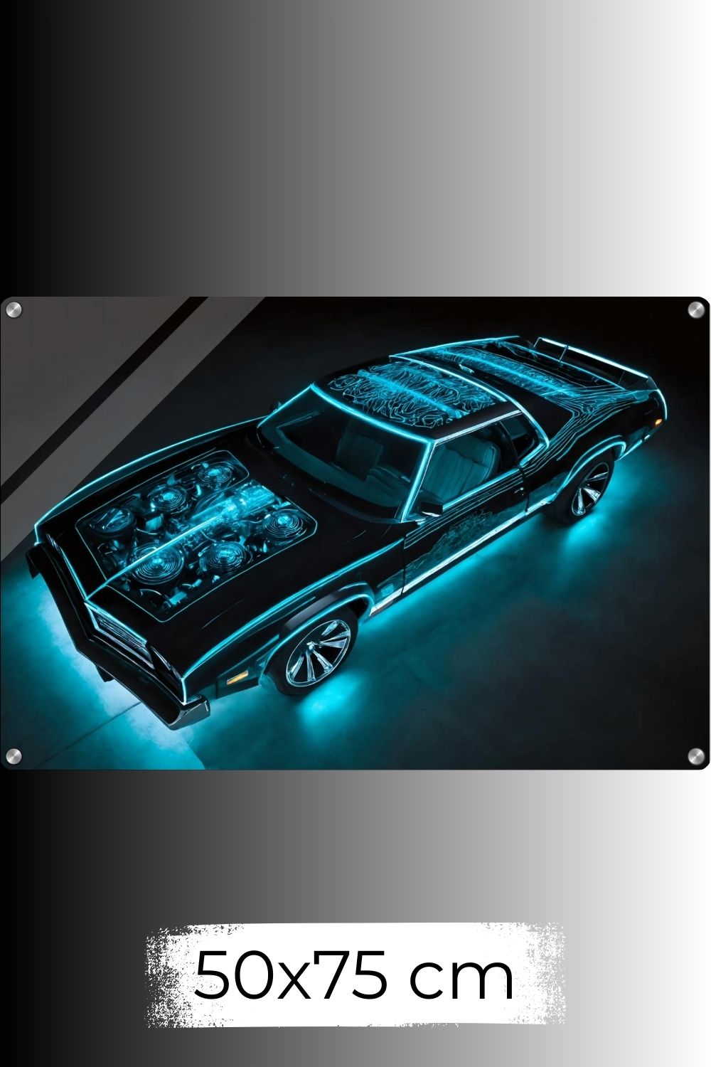 Digitales Kunstwerk eines schwarzen Muscle Cars mit leuchtend türkisen Neon-Umrisslinien und beleuchtetem Motor. Acryl 50x75 cm