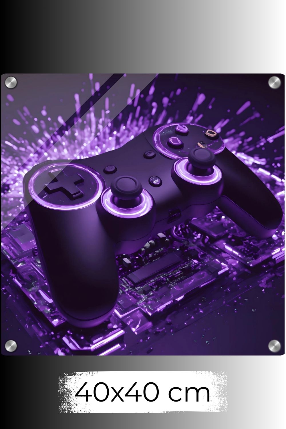 Modernes Gaming-Wandbild mit einem schwarzen Controller, der von violettem Neonlicht und Lichtpartikeln umgeben ist. Acryl 40x40 cm