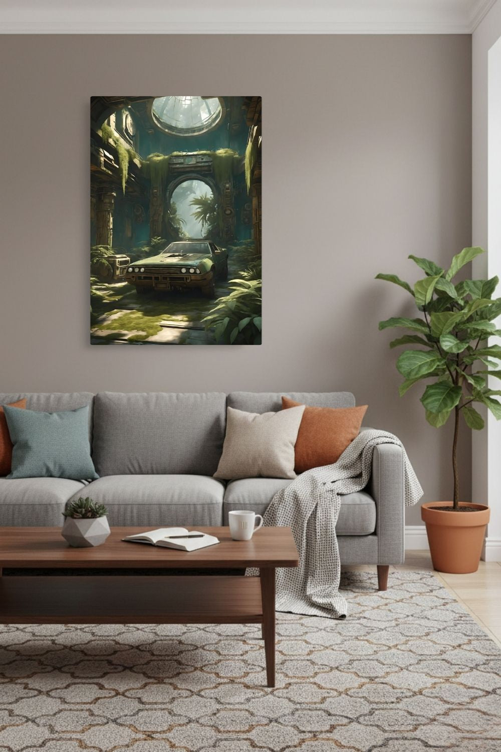 Vergangener Glanz trifft Natur: „Ancient Drive“ zeigt ein verlassenes Auto in einer überwucherten Ruine. Jetzt als hochwertiges Wandbild bei Gudekind kaufen. Dibond