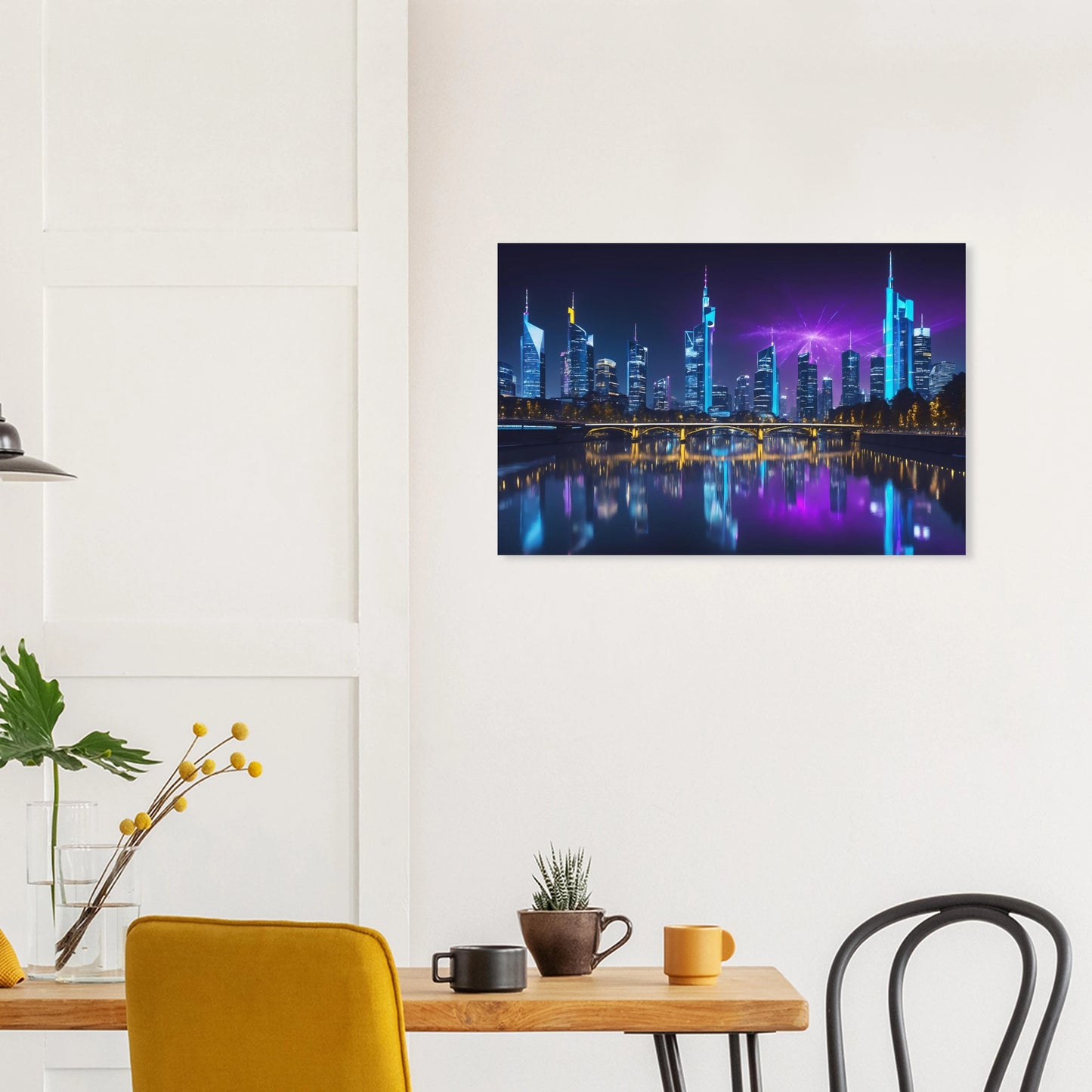 Modernes Wandbild der Frankfurter Skyline bei Nacht mit beleuchteten Wolkenkratzern und violetten Lichteffekten am Himmel. 50x75 cm. Dibond
