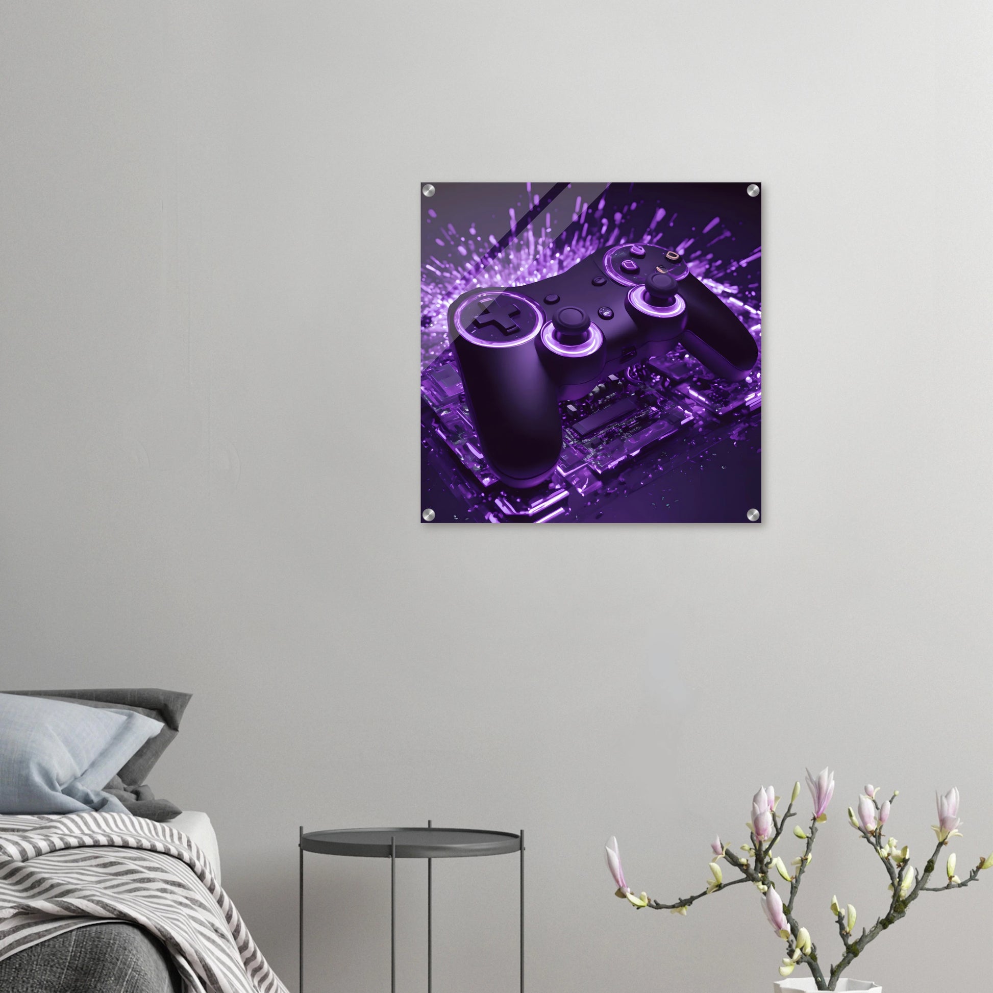 Modernes Gaming-Wandbild mit einem schwarzen Controller, der von violettem Neonlicht und Lichtpartikeln umgeben ist. 60x60 cm. Acryl