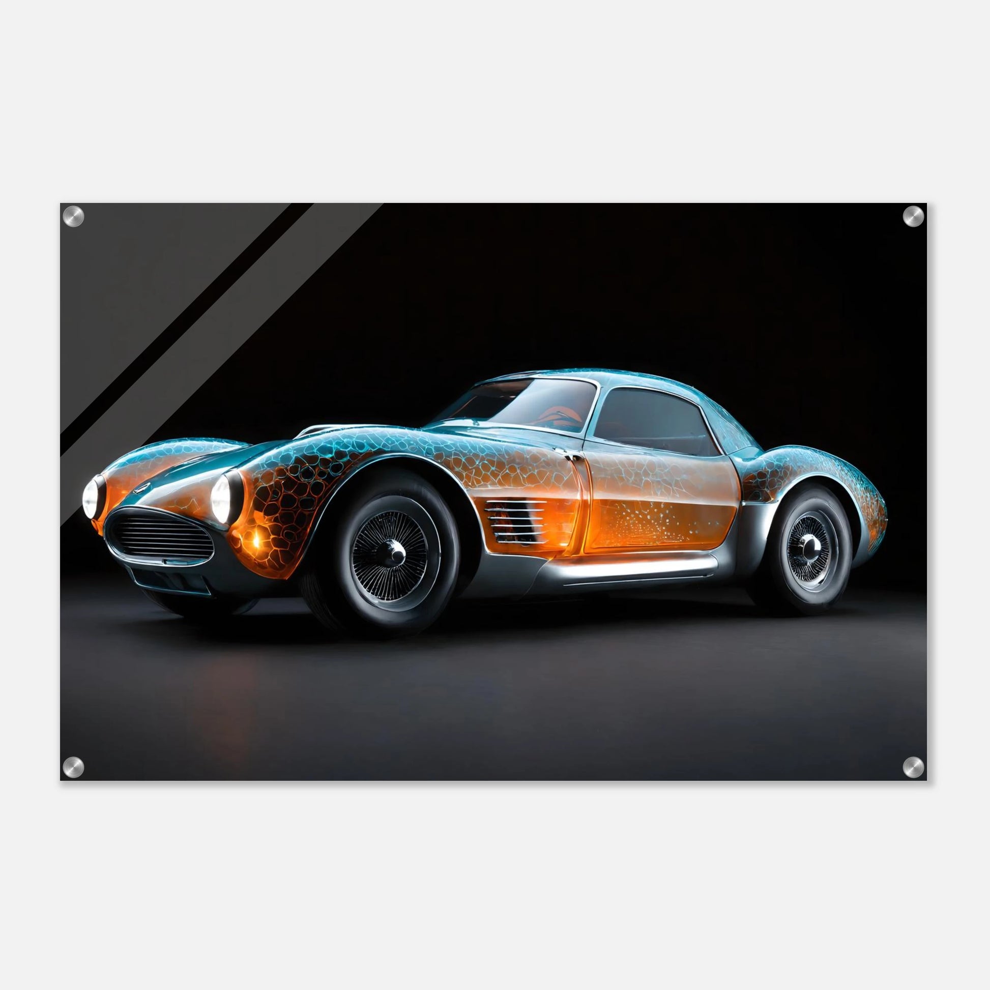 Digitales Kunstwerk eines klassischen Sportwagens mit einer transparenten, bernsteinfarbenen Karosserie und blauen Lichtreflexen. 60x90 cm. Acryl