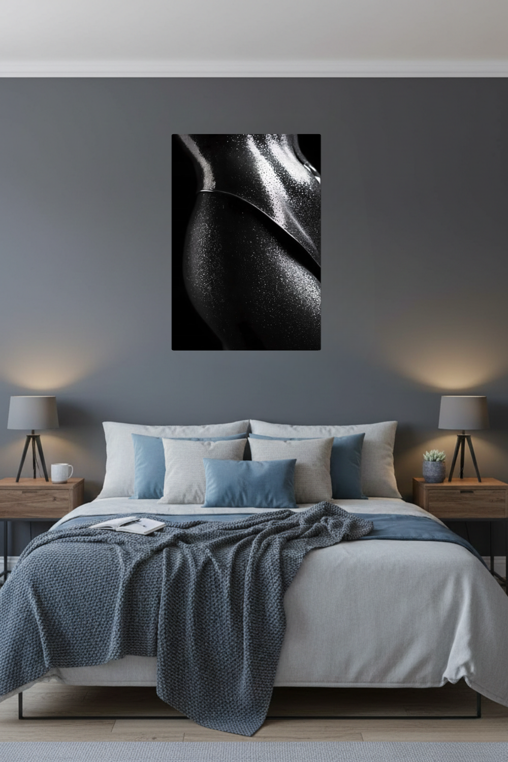 Luxus pur: „Midnight Stardust“ besticht durch funkelnde Partikel & elegante Formen auf tiefem Schwarz. Jetzt exklusive Kunst bei Gudekind entdecken. Brushed