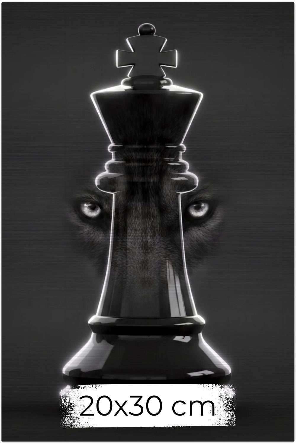 Setzen Sie ein Zeichen für Führung & Strategie. "Alpha Strategy" vereint die Eleganz des Schachs mit der Kraft des Wolfes. Brushed 20x30 cm
